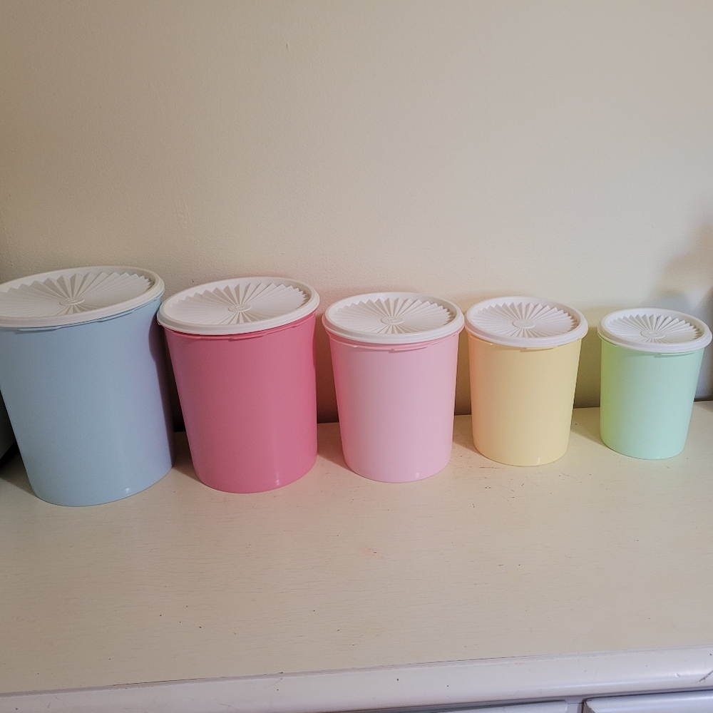 Tupperware Heritage nesting canisters new-ish condition